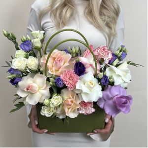 Букет дня  в коробке Воздушное настроение